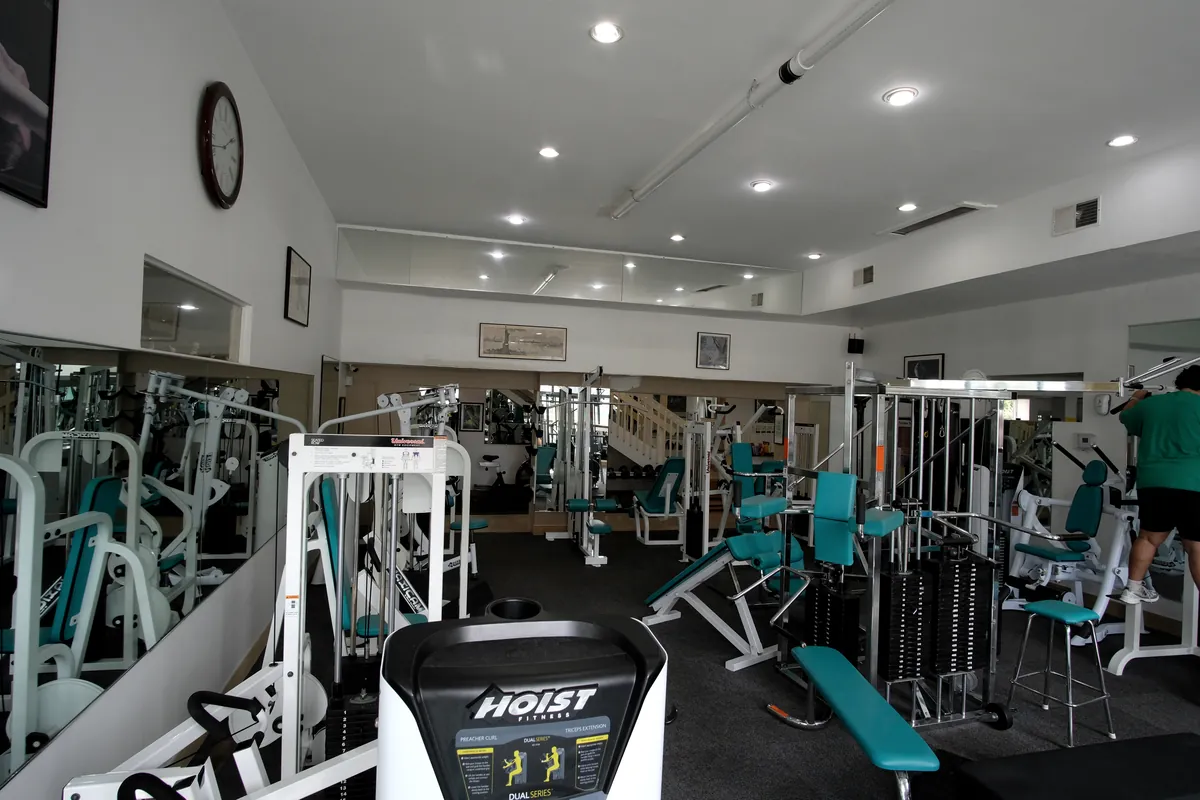Hoist selectorized machines and benches on the ground floor