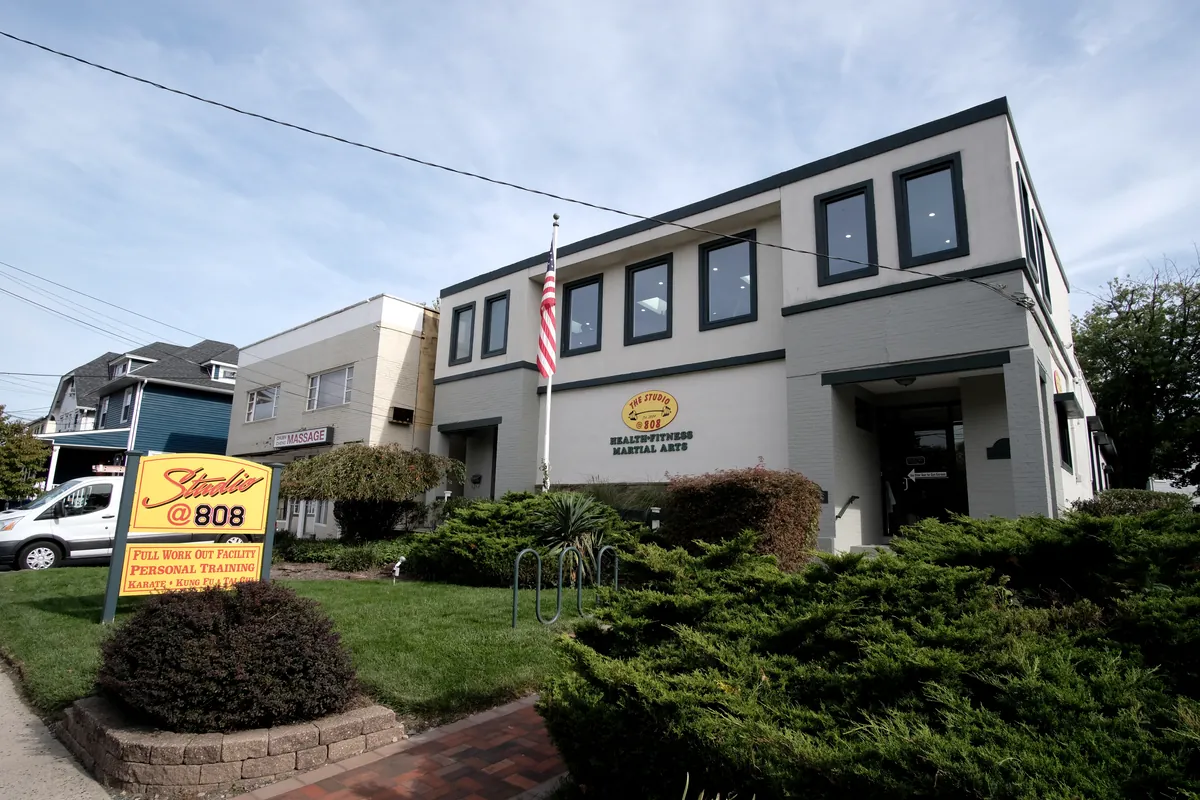 The Studio @ 808 building on Raritan Avenue with its sign out front